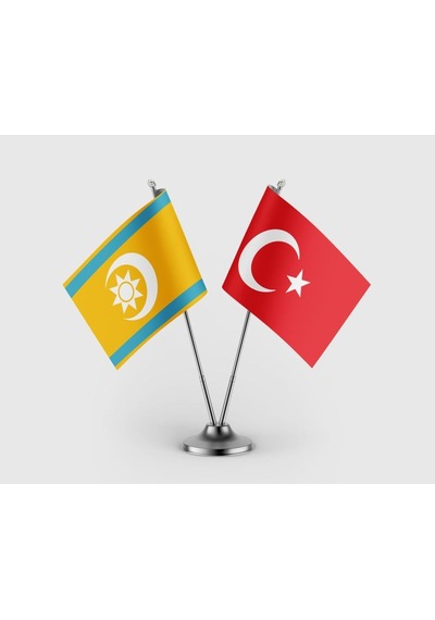 Irak Memluk Hanedanlığı Ve Türkiye Bayrağı İkili Saten Masa Bayrağı Takımı Diğer