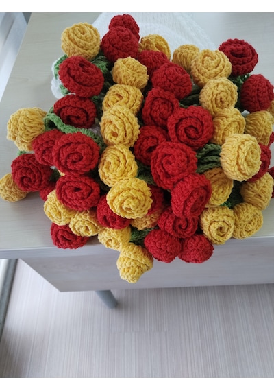 Sarı Kırmızı Buket Battaniye Beyaz - Kırmızı