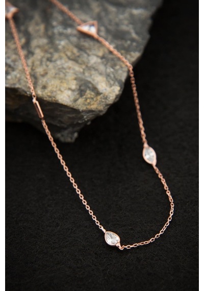 Papatya Silver 925 Ayar Gümüş Rose Kaplama Geometrik Desenli Zirkon Taşlı Zincir Kolye