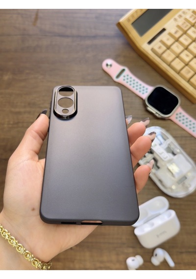 Samsung Galaxy S25 Edge Uyumlu Süper İnce Mat Ultra Thin Silikon Kılıf Siyah