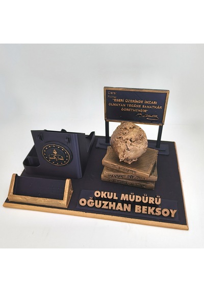 Kişiye Özel Okul Müdürü Masa İsimliği Ve Kartvizitlik Gold - Siyah