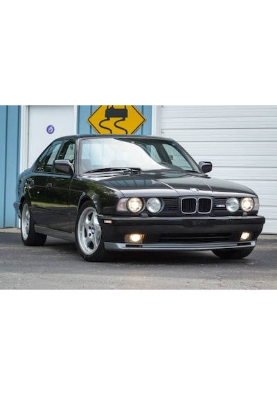 BMW\E34 M5 YAN MARŞPİYEL- Fiber-Boyasız