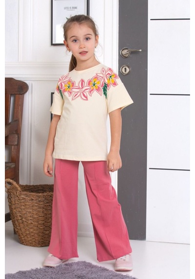 Tunays Shopping İspanyol Paça Tayt Pantolon Çiçek Baskılı Oversize Tshirt Kız Çocuk Alt Üst Takım Pembe Tunays Shopping İspanyol Paça Tayt Pantolon Çiçek Baskılı Oversize Tshirt Kız Çocuk Alt Üst Takım Pembe