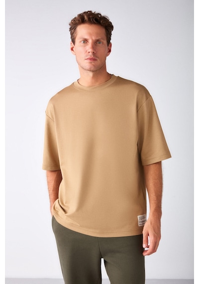 Grimelange Joel Erkek %100 Organik Pamuklu Kalın Kumaşlı Özel Dokulu Etiket Detaylı Oversize Bej T-shirt