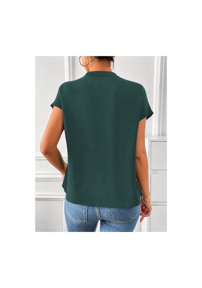 Butik İstanbul Kadın Kısa Kollu V Hakim Yakalı Leopar Desenli Sandy Bluza Yeşil Butik İstanbul Kadın Kısa Kollu V Hakim Yakalı Leopar Desenli Sandy Bluza Yeşil