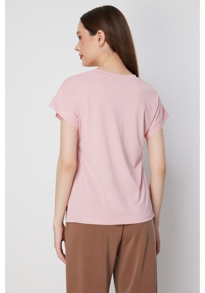 On Kadın V Yaka Parçalı T-shirt 71475 Pudra