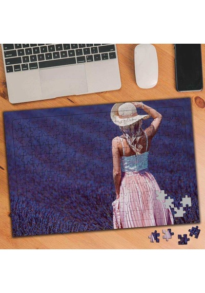 Lavanta Tarlasında Kız 240 Parça Puzzle Yapboz-1335488