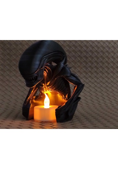 Alien Xenomorph Tasarımlı Dekoratif Led Mum Mumluğu - Bilim Kurgu Hediyelik