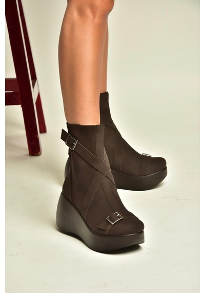 Fox Shoes Z946052701 Kahverengi Nubuk Dolgu Tabanlı Kadın Bot
