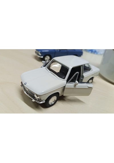 Oyuncak Metal Model Araba 1/36 Çek Bırak Bmw 2002 Ti Beyaz