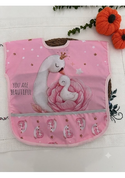 Sıvı Geçirmez Pembe Kuğu Desenli Leke Tutmaz Mama Ve Aktivite Önlüğü Açık Pembe