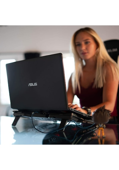 Dexim DNA002 Frigus Ledli 4 Fanlı 17.3" Stand Gaming Notebook Soğutucu Dexim DNA002 Frigus Ledli 4 Fanlı 17.3" Stand Gaming Notebook Soğutucu