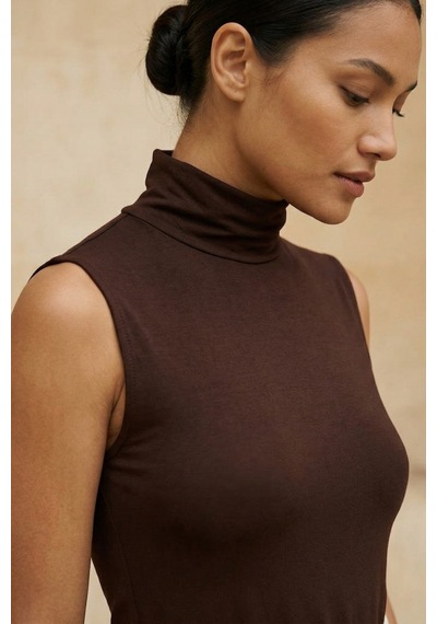 Ivoire Wear Kadın 2'li Balıkçı Yaka Sıfır Kol Viskon Body Set Siyah Kahverengi