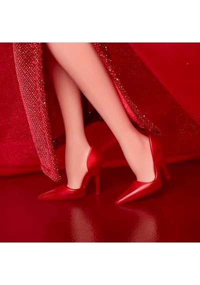 Işıltılı Kırmızı Tül Elbisesi, Damla Küpeleri Ve Tül Eldivenleri İle Sarı Saçlı Bebek, Koleksiyona Uygun Mattel 80. Yıl Dönümü Bebeği, Jbj17