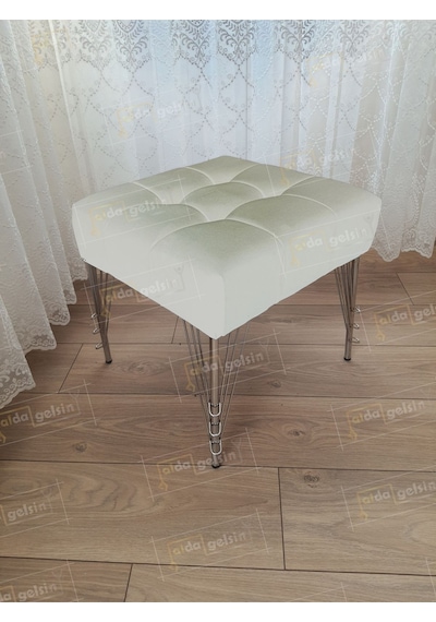 Modern Dilim Puf Ayakucu Puf Gümüş Metal Ayak 45 45 Beyaz