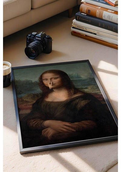 Burnu Mandallı Mona Lisa Çerçeveli Tablo - Wc Tuvalet İçin Tablo