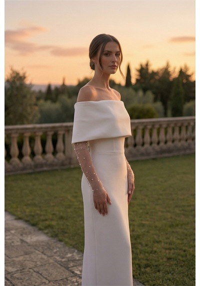 Berissima Bride Madonna Yaka Nikah Elbisesi, İnci Detaylı Kol, Maxi Yırtmaçlı Etek, Astra Kırık Beyaz Kırık Beyaz Berissima Bride Madonna Yaka Nikah Elbisesi, İnci Detaylı Kol, Maxi Yırtmaçlı Etek, Astra Kırık Beyaz Kırık Beyaz