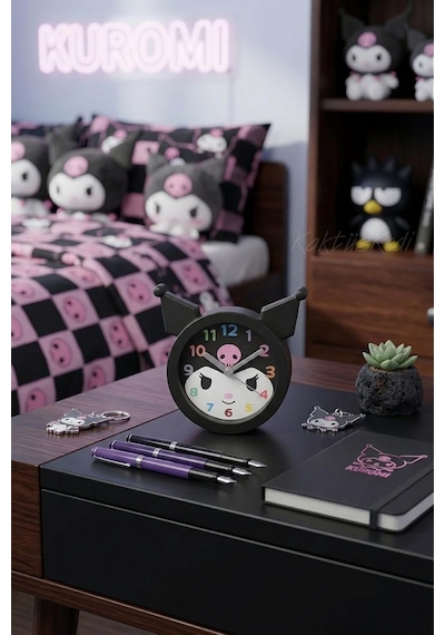 Kuromi Figürlü Dekoratif Mini Çocuk Odası Masa Saati, Sesli Alarm Fonksiyonlu, Siyah, 10x10 Cm