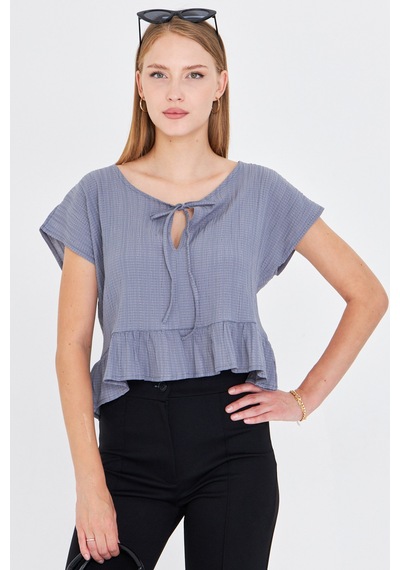 Armonika Kadın Gri Yarasa Kol Yakası Bağlamalı Eteği Fırfırlı Oversize Crop Bluz Arm-24y001088 Armonika Kadın Gri Yarasa Kol Yakası Bağlamalı Eteği Fırfırlı Oversize Crop Bluz Arm-24y001088