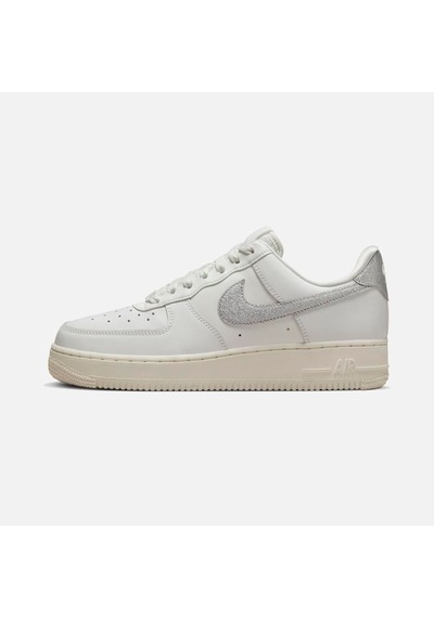 Nike Air Force 1 07 Essential Kadın Beyaz