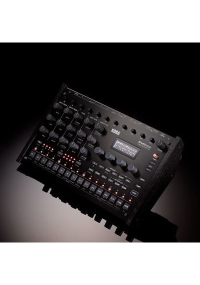 Korg Drumlogue Hybrid Drum Machine Hibrit Davul Makinesi