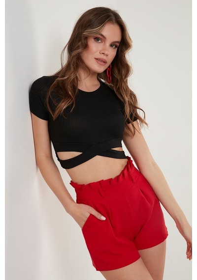 Lela Fitilli Bel Detaylı Kısa Kollu Dar Kesim Crop Bayan Bluz 5864211 Siyah