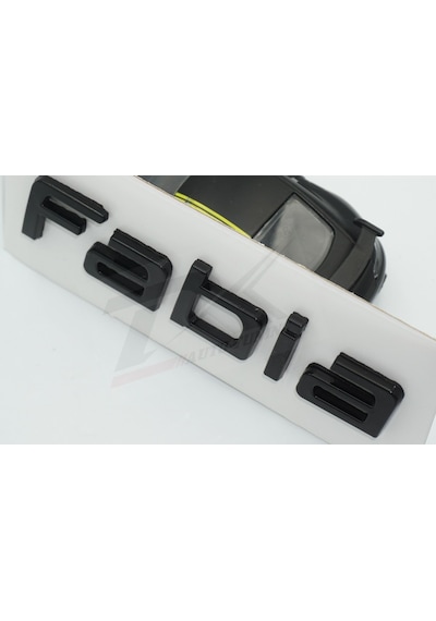 Skoda Fabia Bagaj Parlak Siyah Abs 3M 3D Yazı Logo Amblem