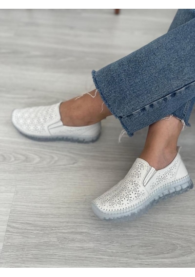 Beyaz Kadın Hakiki Deri Yumuşak Rahat Taban Sneaker Verry 001