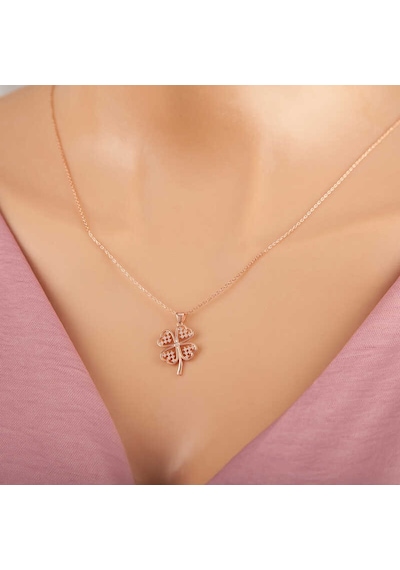 925 Ayar Gümüş Rose Kalpli Dört Yapraklı Yonca Kadın Kolye Rose Gold