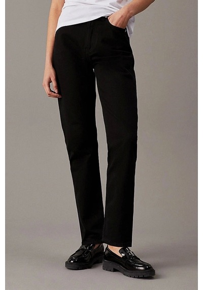 Calvin Klein Jeans Ck Jeans Authentıc Slım Straıght Kadın Siyah Jeans J20j224896-beh Siyah Calvin Klein Jeans Ck Jeans Authentıc Slım Straıght Kadın Siyah Jeans J20j224896-beh Siyah