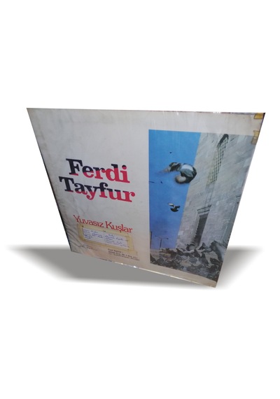 FERDİ TAYFUR YUVASIZ KUŞLAR