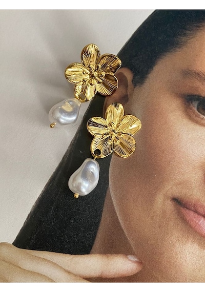 Pinery Jewels Yaprak Sallantılı İncili Paslanmaz Çelik Kadın Küpe Çifti Altın