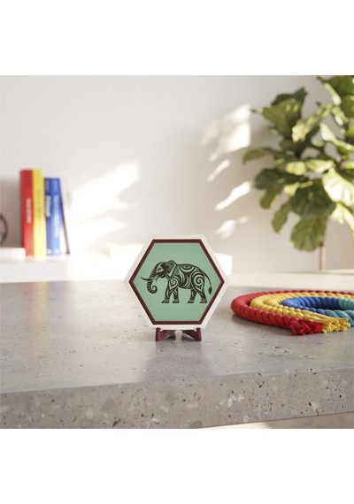 Modern Fil Motifli Masaüstü Objesi Ev Ve Ofis Dekorasyonuna Güç Ve Şıklık Katan Modern Parça 10x10 Cm, Açık Yeşil