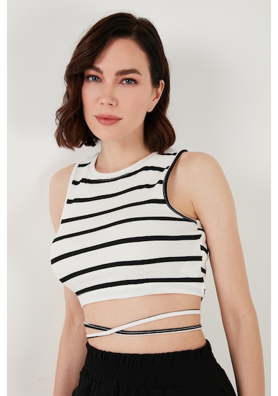Lela Çizgili Slim Fit Bağlama Detaylı Bayan Crop 5865715 Beyaz-Siyah
