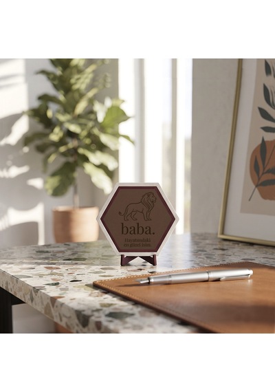 Aslan Figürlü Baba Temalı Dekoratif Obje, Babalar Günü İçin Anlamlı Ve Şık Hediye Alternatifi 10x10 Cm, Açık Kahve