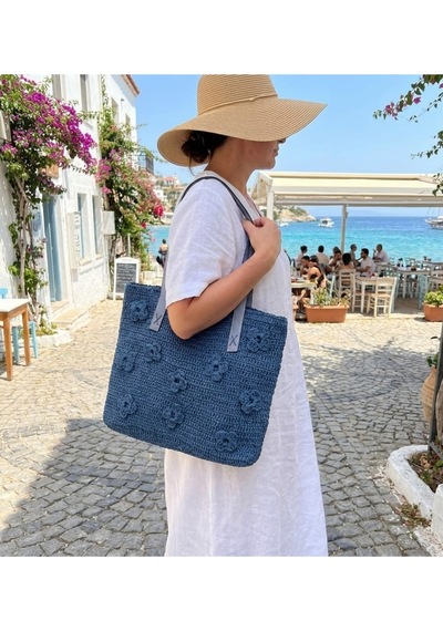 Myballistore Kağıt İpten El Örgüsü Mavi Çiçekli Çanta