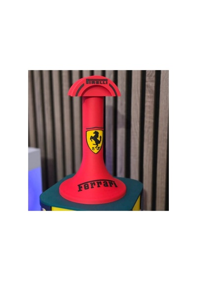 Ferrari Logolu Kulaklık Tutucu Şıklık Ve Fonksiyonellik Bir Arada