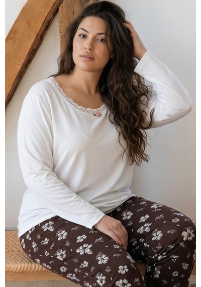 Siyah İnci Desenli Büyük Beden Battal Boy Viskon Örme Pijama Takım 26224814 Ekru Siyah İnci Desenli Büyük Beden Battal Boy Viskon Örme Pijama Takım 26224814 Ekru