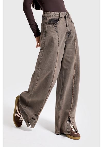 Itsbasic Kadın Koyu Kahve Kot 3w5-70 Süper Baggy Fit Paça Detaylı Özel Tasarım Denim Jean Itsbasic Kadın Koyu Kahve Kot 3w5-70 Süper Baggy Fit Paça Detaylı Özel Tasarım Denim Jean