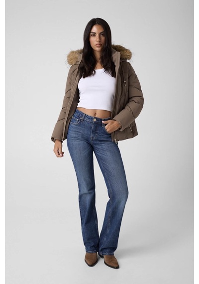 Guess Kısa Kemerli Şişme Kahverengi Kadın Mont W6bl58w4197-a11q