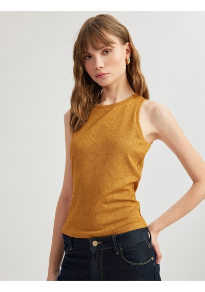 Koton Kolsuz Bisiklet Yaka Slim Fit Basic Atlet Kahverengi 5sak10020uk Kahve