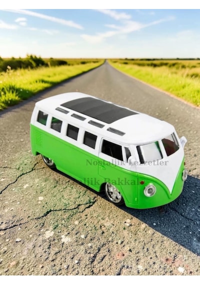 Nostaljik Yeşil Sesli Ve Işıklı Volkswagen Type 2 Camper Van 1/36 Ölçek Metal Çek Bırak Kapılar Açılır Model Araba Çok Renkli Nostaljik Yeşil Sesli Ve Işıklı Volkswagen Type 2 Camper Van 1/36 Ölçek Metal Çek Bırak Kapılar Açılır Model Araba Çok Renkli