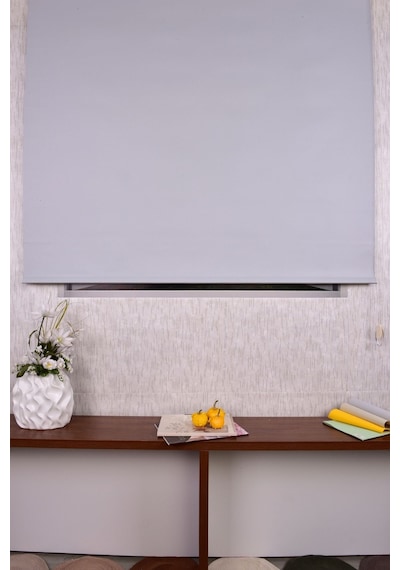 Beyaz Karartma Düz Etek Dilimsiz P 1090 Blackout Zebra Stor Güneşlik Perde 180 X 240