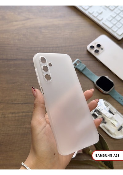 Samsung Galaxy A36 Uyumlu Süper İnce Mat Ultra Thin Silikon Kılıf Beyaz