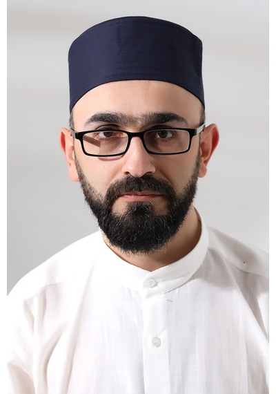 Lacivert Kapitone Elif Vav Nakışlı Kalıp Namaz Takkesi Lacivert