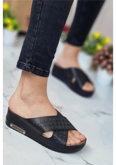 Neon Shoes Kadın Günlük Hasır Desenli Terletmeyen Anatomik Ortopedik Taban Anne Dışarı Ev Terliği 001