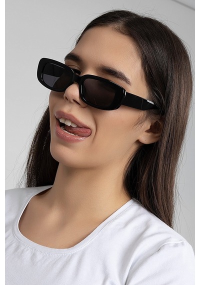 Siyah Chunky Frame Dikdörtgen Kadın Güneş Gözlüğü