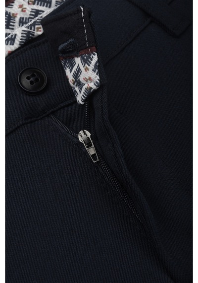 Deepsea Erkek Koyu Lacivert Modern Fit Likralı Kumaş Pantolon Günlük & Ofis Kullanımı 2602020 Koyu Lacivert Deepsea Erkek Koyu Lacivert Modern Fit Likralı Kumaş Pantolon Günlük & Ofis Kullanımı 2602020 Koyu Lacivert
