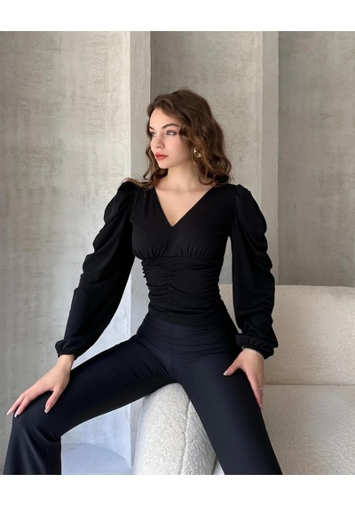 Markahit Defile V Yaka Drape Detaylı Crep Bluz Siyah