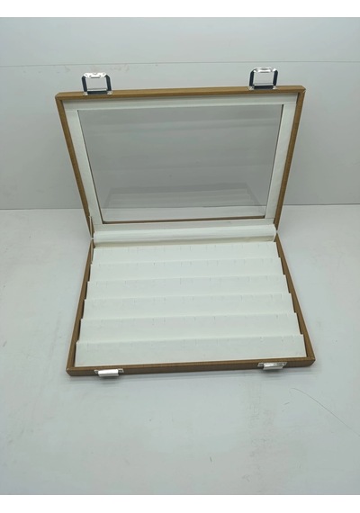 Cam Kapaklı Deri Kumaş Kahve-beyaz Renk 34 Cm / 24 Cm Küpe Sergileme Standı